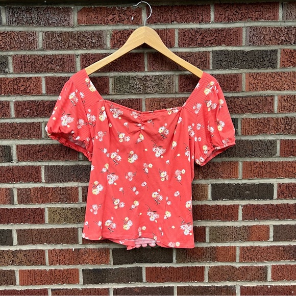by & by Tops - By & By Salmon Pink Mini Floral Short Sleeve Puff Sleeve Sweetheart Top